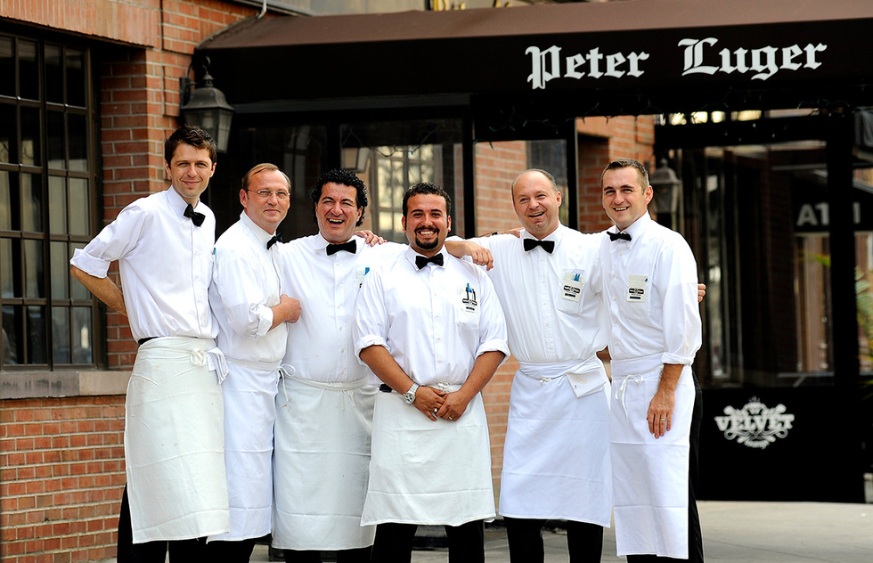 Peter Luger Steakhouse Restaurants NYC - 7 Sky News